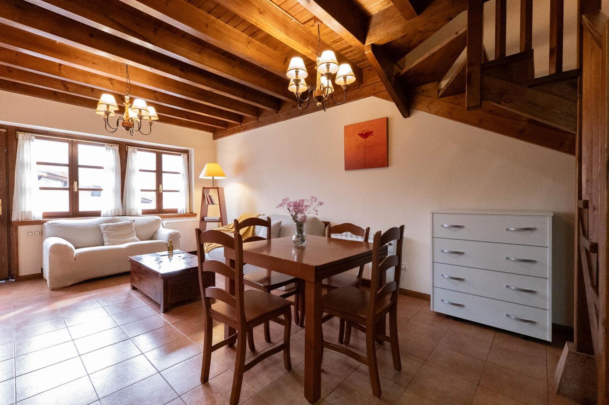 Apartamentos Rurales San Feliz Pola de Lena Esterno foto